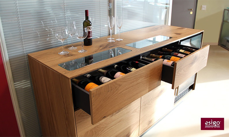 Wine cabinet with refrigerated wine cellar